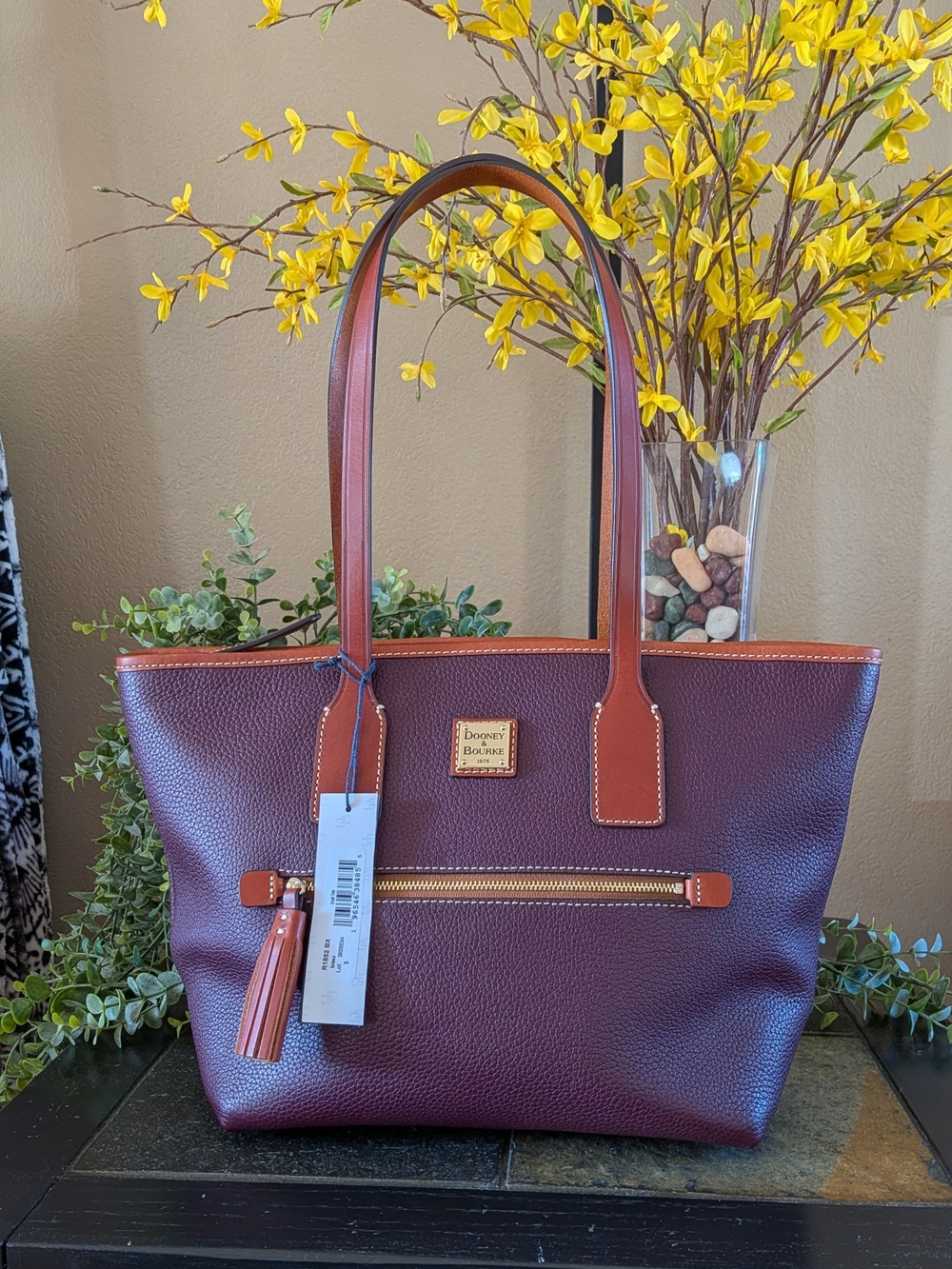 *LNWT! Dooney & Bourke Pebble Grain Tote in Bordeaux
